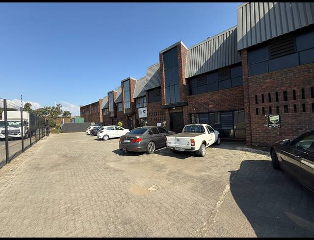 479M² WAREHOUSE TO LET IN ISANDO